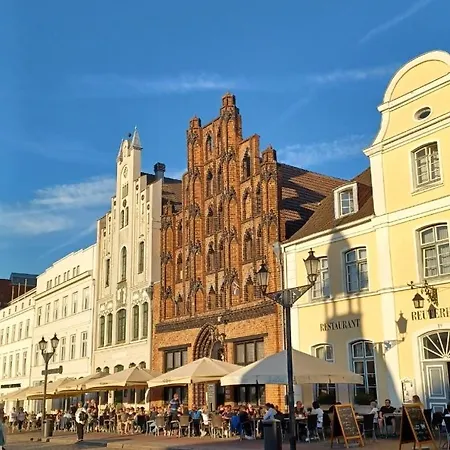 Executive Town Centre King Bed Lägenhet Wißmar